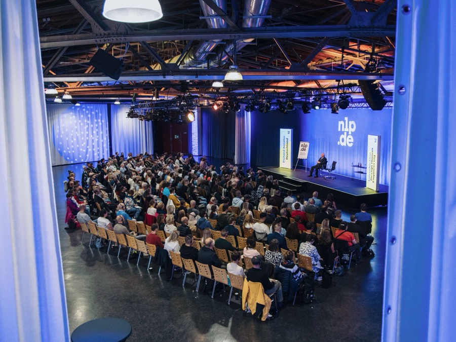 Alte Lokhalle Mainz – Bühne beim Bandler-Event 2023